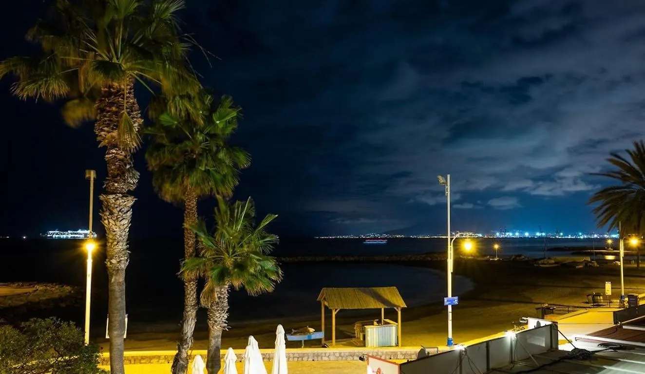 Ap. 1Hab En 1A Linea - Pedregalejo Playa Apartment Malaga