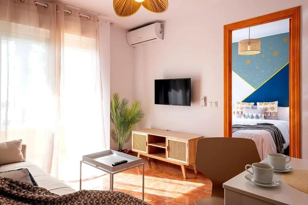 Ap. 1Hab En 1A Linea - Pedregalejo Playa Apartment Malaga